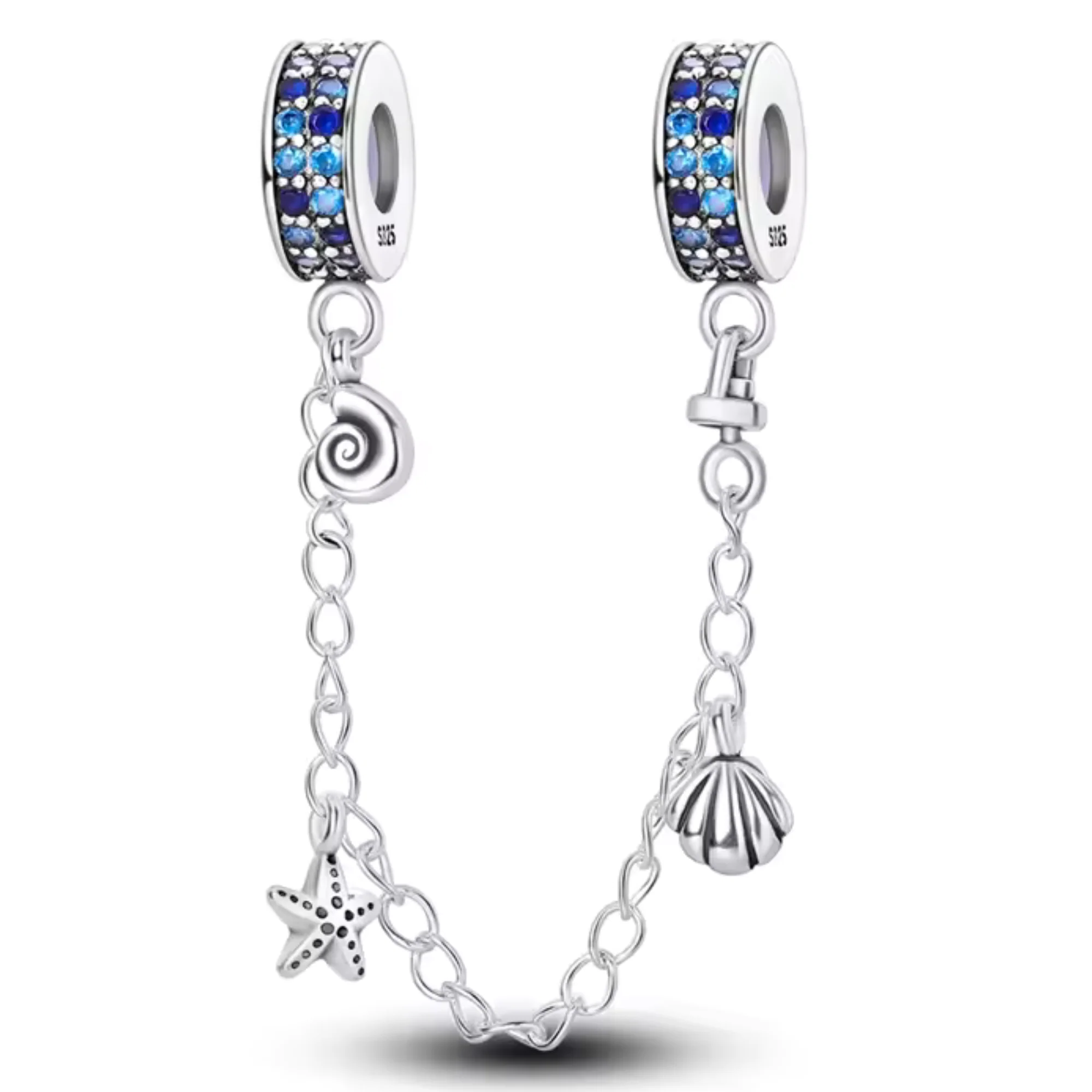 Shell Chain Charm and Blue Details – Marine Softness and Elegance