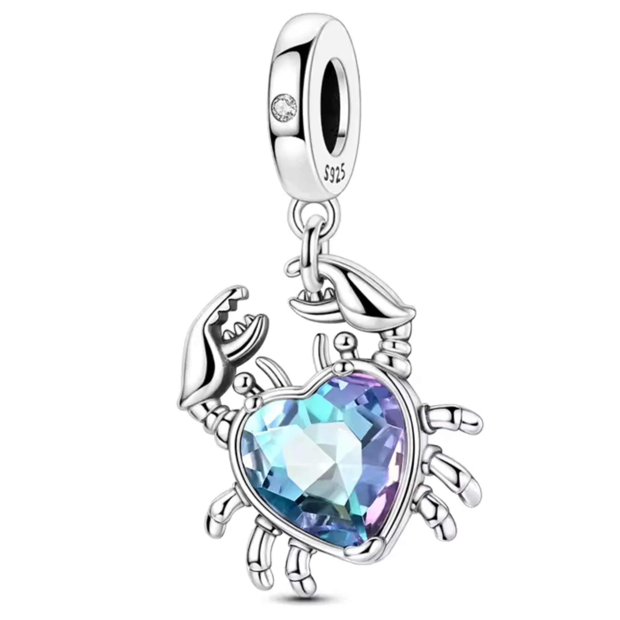 Heart-Shaped Crab Charm – Originality and Marine Tenderness