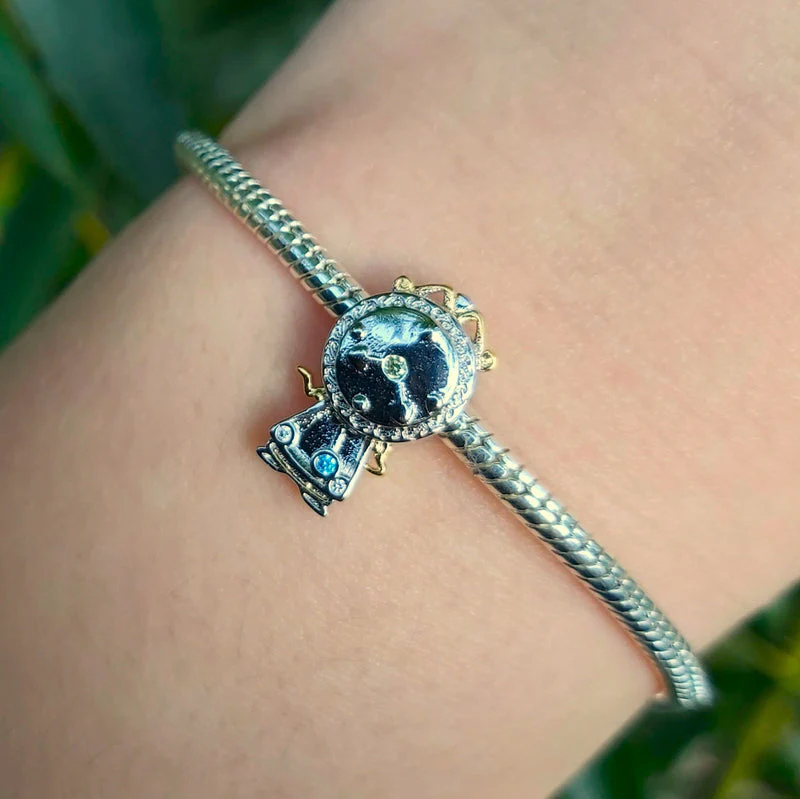 Charm - Ornate Jewelry Pendulum - Image 2