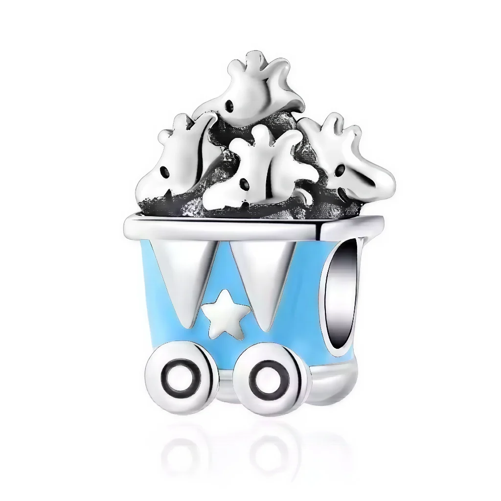 Charm - Snoopy in Blue Wagon